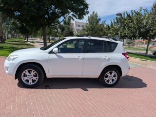 Toyota RAV4 2009