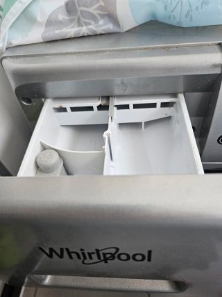 Lavadora Secadora Whirlpool.