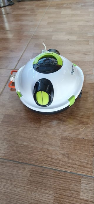 Robot Limpiador Piscinas