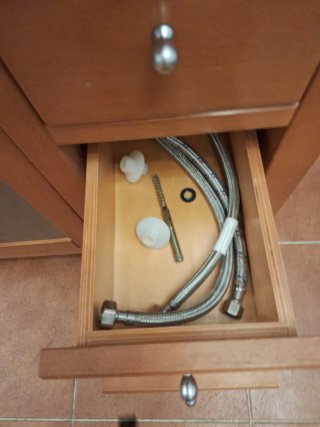 Mueble de baño madera y cristal