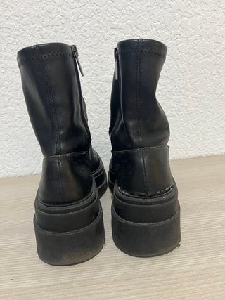 Botines plataforma Bershka negros