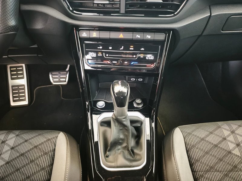 Volkswagen T-Roc 2022, foto 18