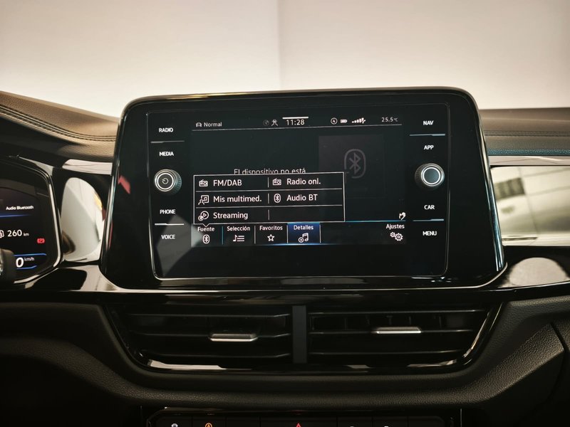 Volkswagen T-Roc 2022, foto 33