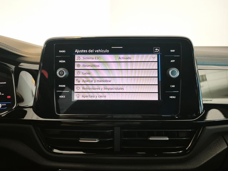 Volkswagen T-Roc 2022, foto 36