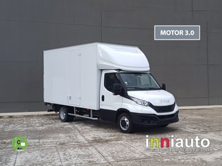 Iveco Daily carrozada con plataforma 3.0TD 160cv 20m3 + P. lateral + doble rueda 3.0TD 160cv 20m3