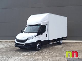 Iveco Daily carrozada con plataforma 3.0TD 160cv 20m3 + P. lateral + doble rueda 3.0TD 160cv 20m3