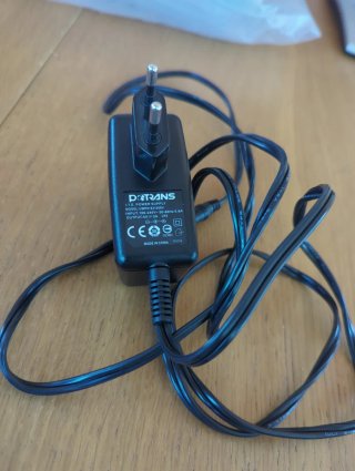 Cargador Potrans UWP01031050V 5V 2A