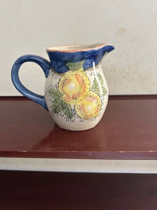 Jarrón de porcelana con flores