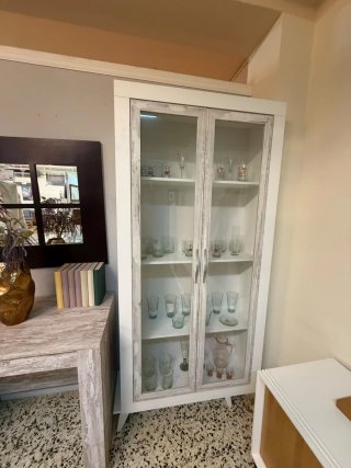 Vitrina 2 puertas cristal y madera