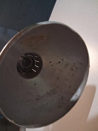Lámpara de mesa Fase Metálica