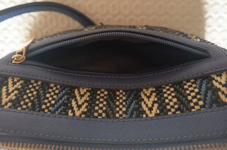 Bolso bandolera BIMBA Y LOLA beige y azul