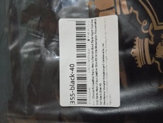 Pantalones talla 40 efecto piel negros. A estrenar