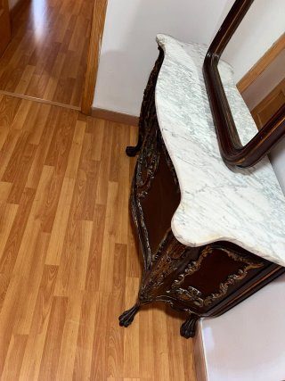 Cómoda Luis XV Mármol y Madera