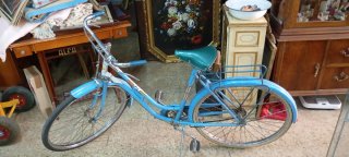 Bicicleta Antigua Azul