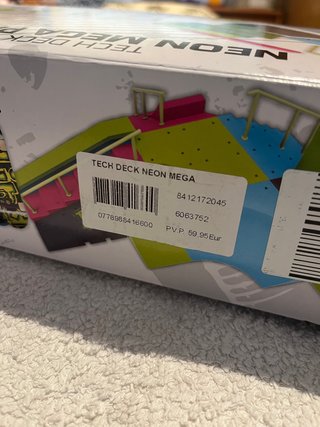 Tech Deck Neon Mega Park