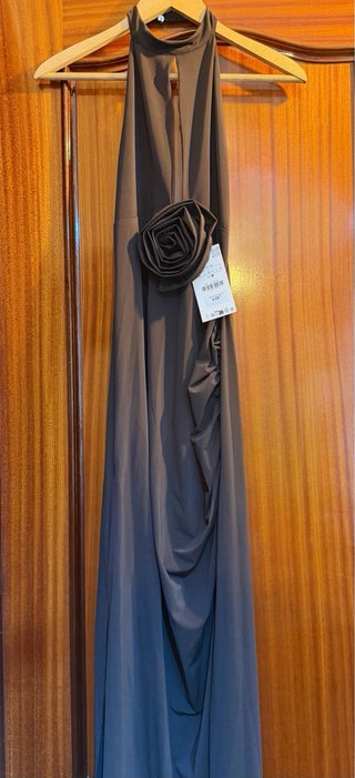 Vestido Zara Marrón Largo con Flor