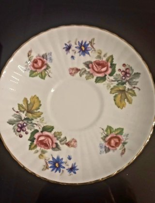 Taza y plato Royal Windsor floral