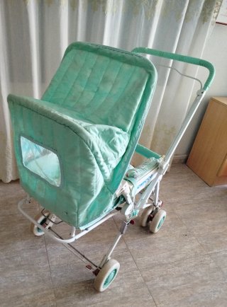 Silleta de bebé con estampado infantil
