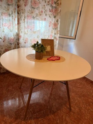 Mesa redonda comedor madera y metal