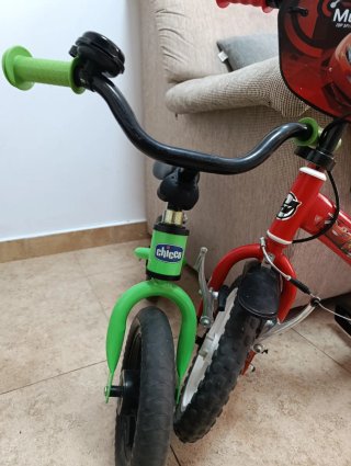 Bicicleta infantil Cars con ruedines