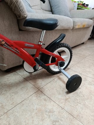 Bicicleta infantil Cars con ruedines