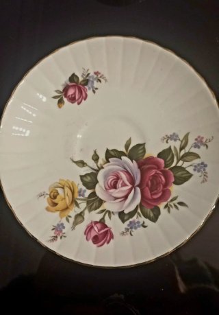Taza y plato Royal Stafford floral