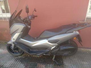 Yamaha NMAX 125 Maxi Scooter Gris