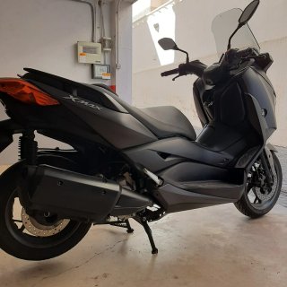 Yamaha XMAX 300