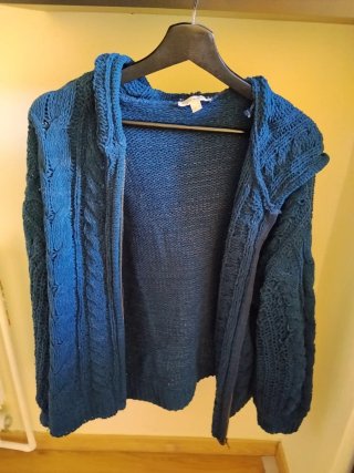 Mono azul con cremallera