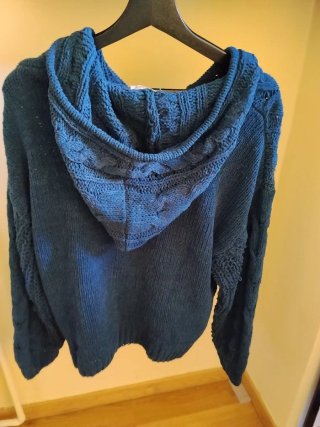 Mono azul con cremallera