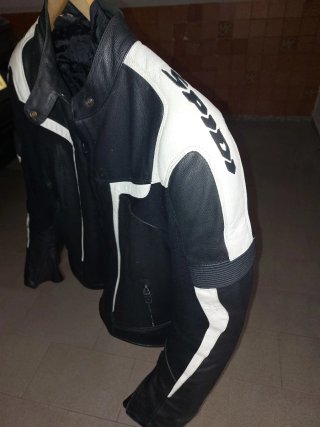 Chaqueta de cuero Spidi con protecciones talla 46
