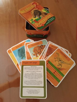 QUE SABES DE DINOSAURIOS - CAJA METALICA