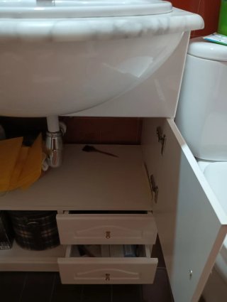 Mueble de baño con lavabo de mármol