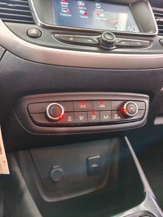 Opel Crossland X 2018
