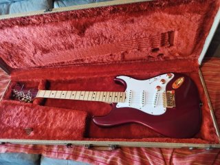 Guitarra Eléctrica Fender strat de 1982