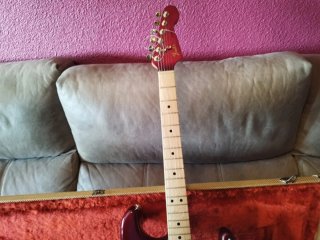 Guitarra Eléctrica Fender strat de 1982