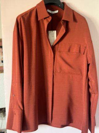 Conjunto de Adolfo Domínguez color caldero