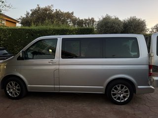 Volkswagen Caravelle 2009