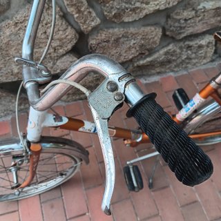 Bicicleta BH antigua naranja