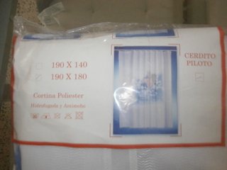 Cortina de Baño Cerdito Volador