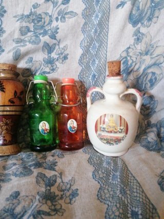 12 ampolle vintage assortite