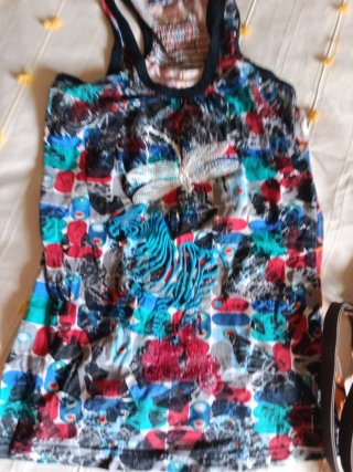 Camiseta tirantes Desigual Talla S y bolso