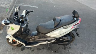 Sym Joymax 125i Maxi Scooter
