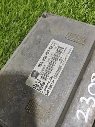 Seat 06a906033ne centralita motor uce altea 230803
