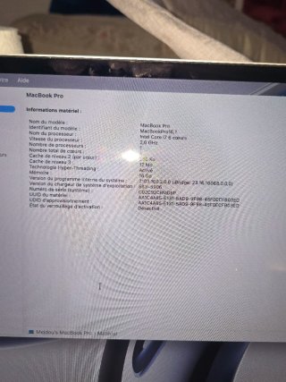 MacBook Pro i7 2019 16GB RAM 512GB SSD Touch Bar