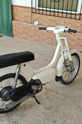 Vespino GL, estado original , con documentación.