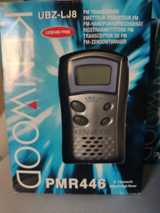 2 x Kenwood UBZ-LJ8 PMR446 Walkie Talkies