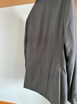 Chaqueta traje joven gris oscuro
