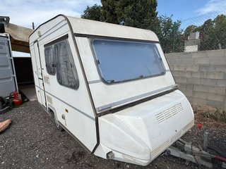 Caravana Adria 750kg