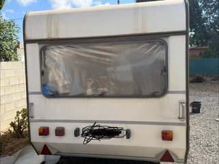 Caravana Adria 750kg